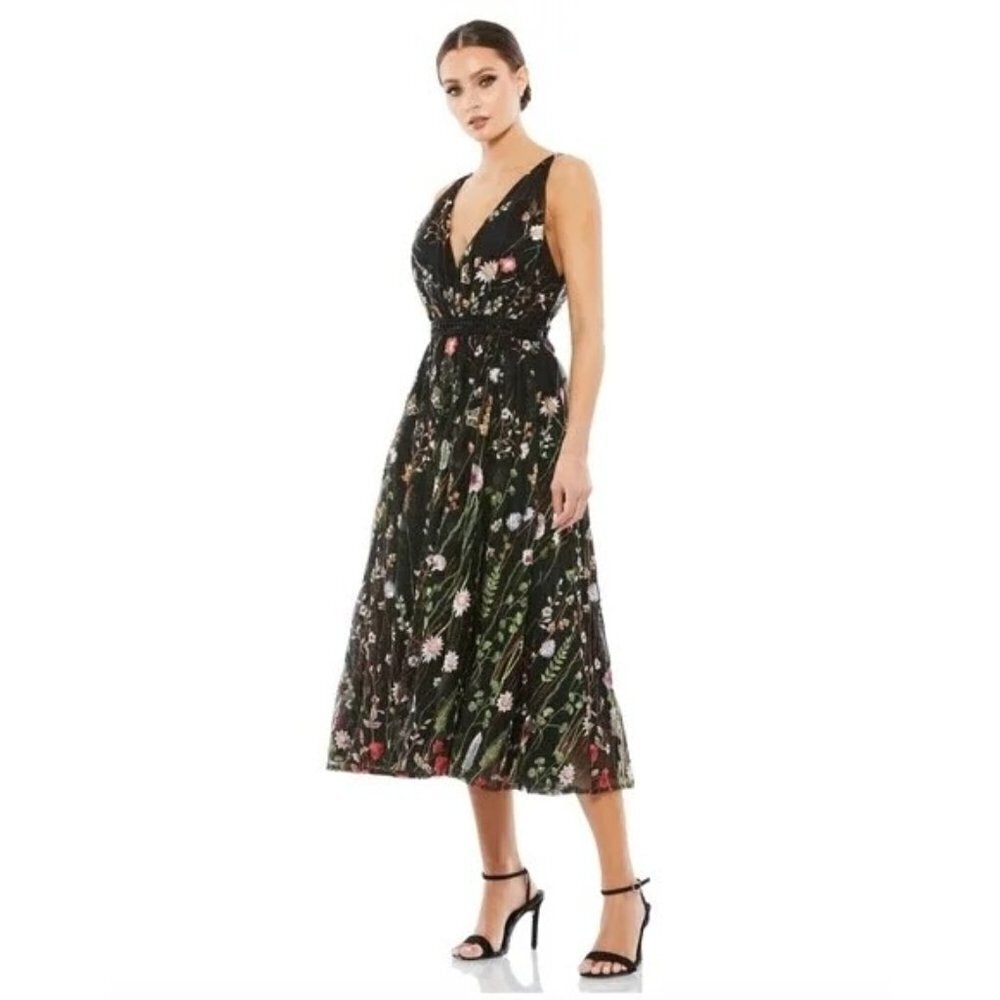 Mac Duggal V-Neck Floral Midi Dress Size 4 NEW Black Colorful Garden Embroidered